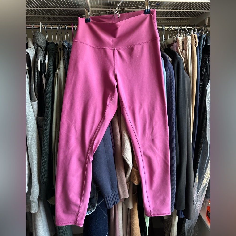 Alo Airlift Leggings | Large | Pink | EUC